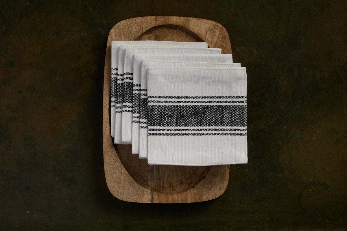 Gift pack- Wooden Tray & Set of Six Tea Coasters